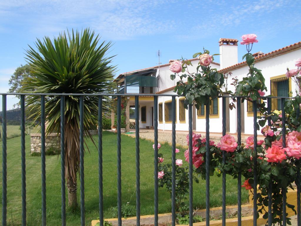 Casa Rural La Sierra De Monfraguee Malpartida De Plasencia Extérieur photo